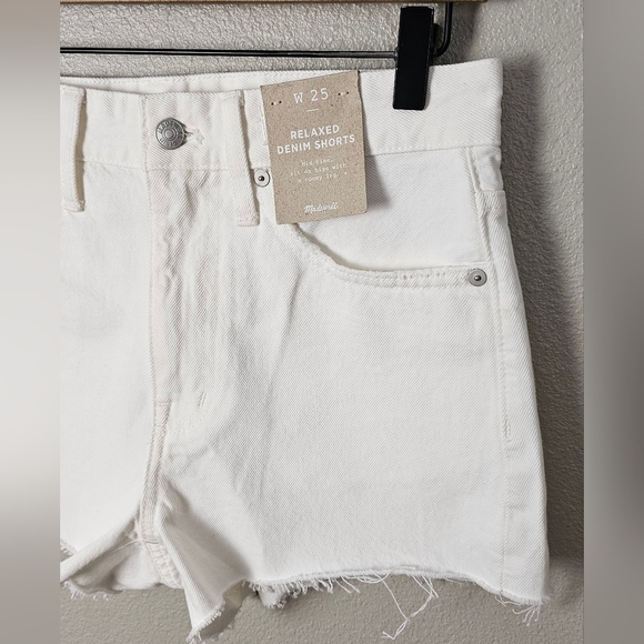 Madewell NWT White Relaxed Denim Jean Shorts - Picture 5 of 13
